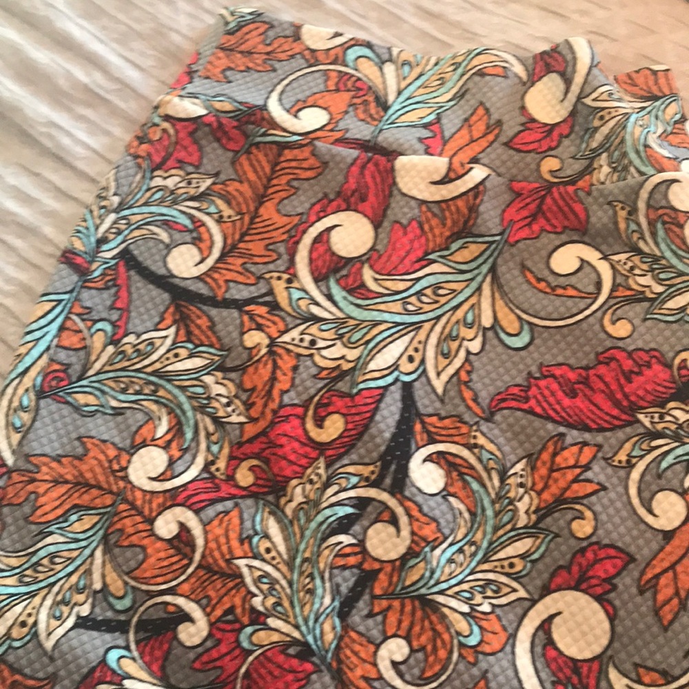 Med Lularoe Cassie